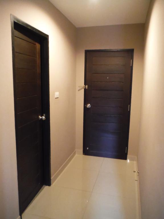 Shooters Guesthouse Pattaya Room photo